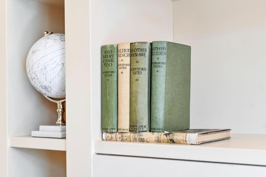 Elegant Victorian Flat Near Chelsea Embankment Londra